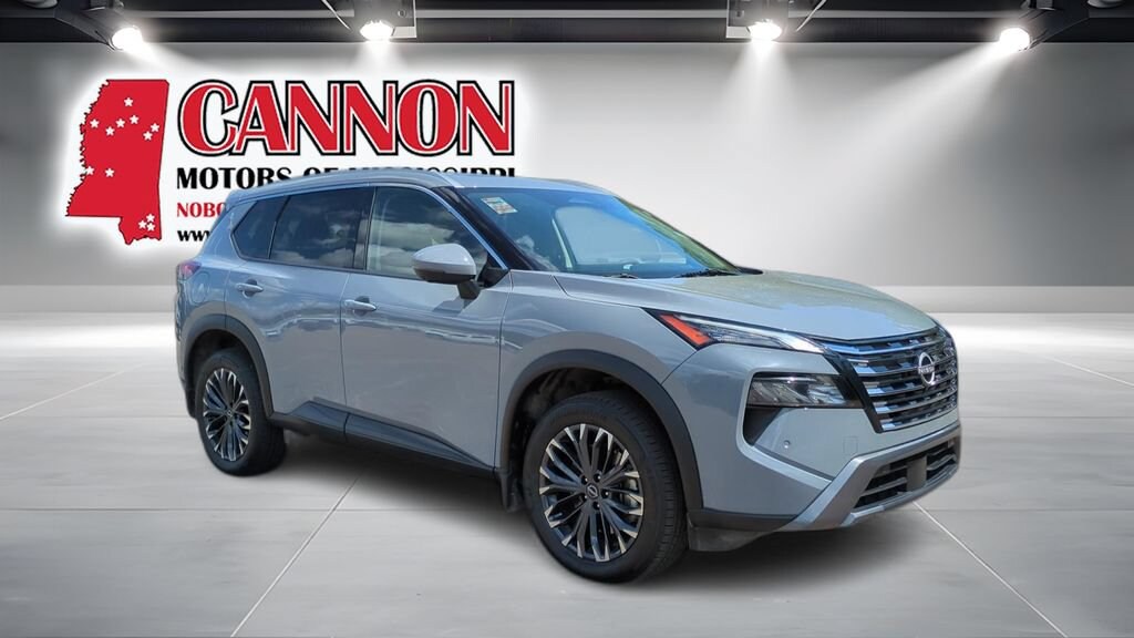 Used 2025 Nissan Rogue SL SUV