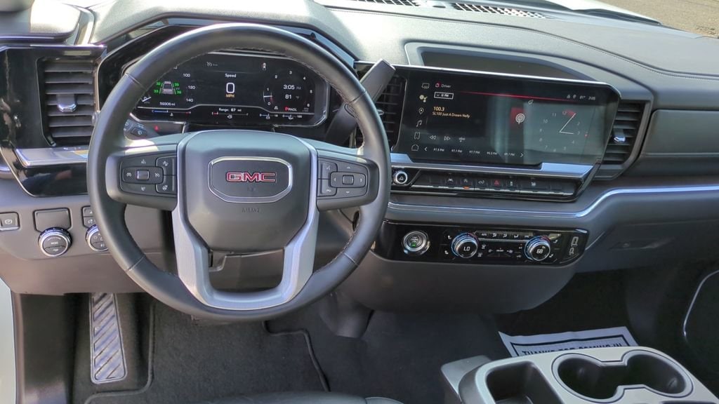 2024 GMC Sierra 1500 SLT - Photo 15
