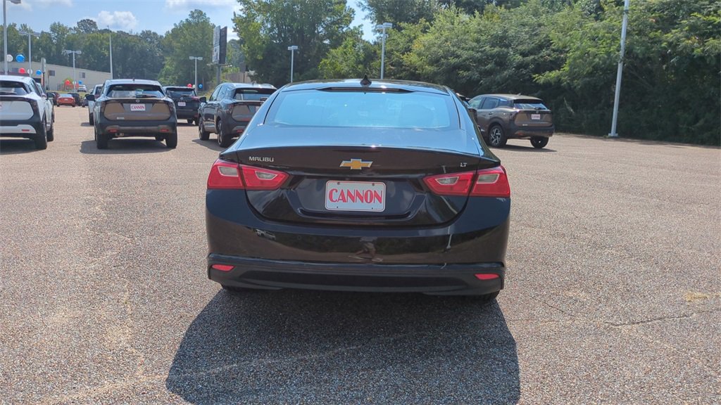 2024 Chevrolet Malibu 1LT photo 4