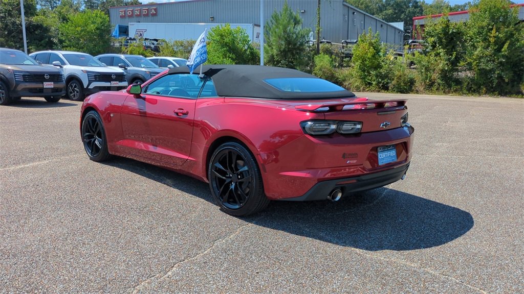 2023 Chevrolet Camaro 2LT photo 3
