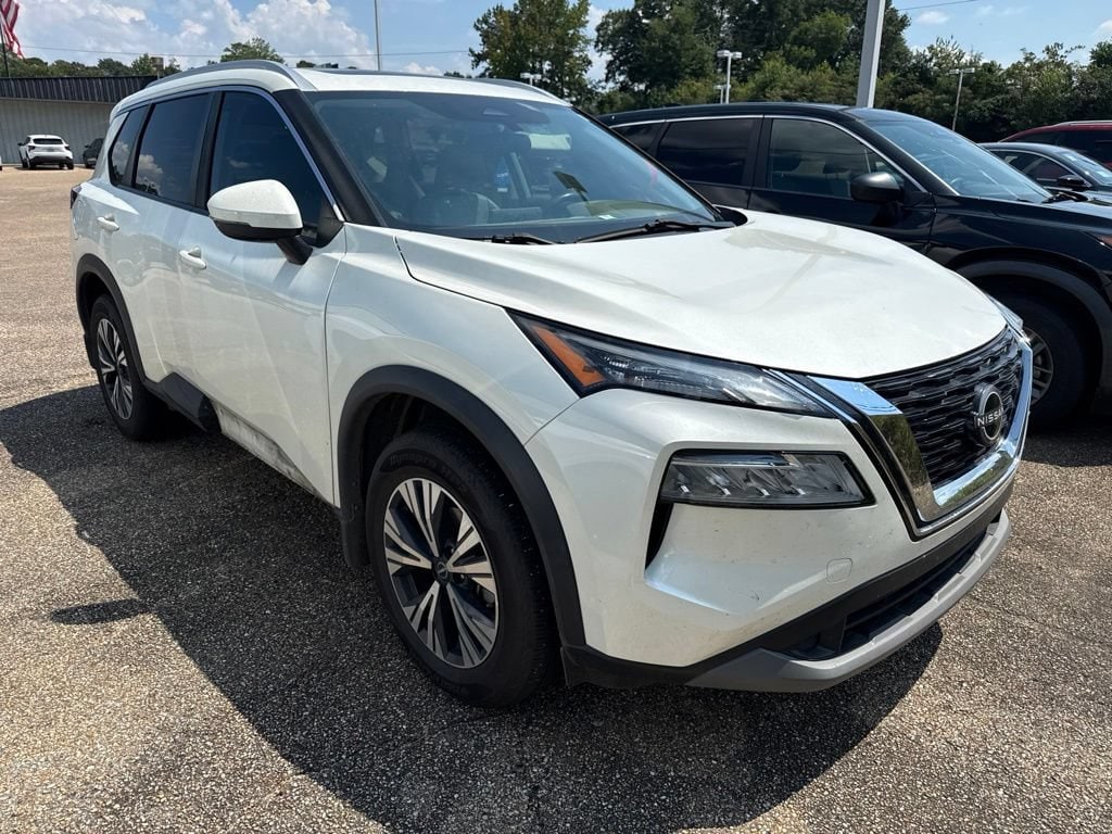 Used 2022 Nissan Rogue SV SUV
