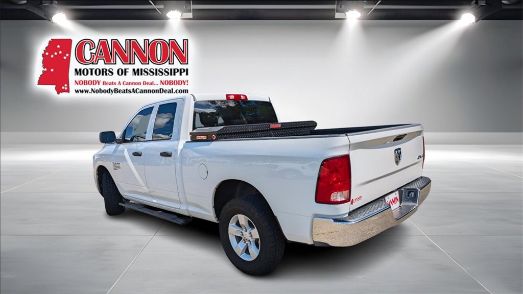 2022 Ram 1500 Classic Tradesman photo 3