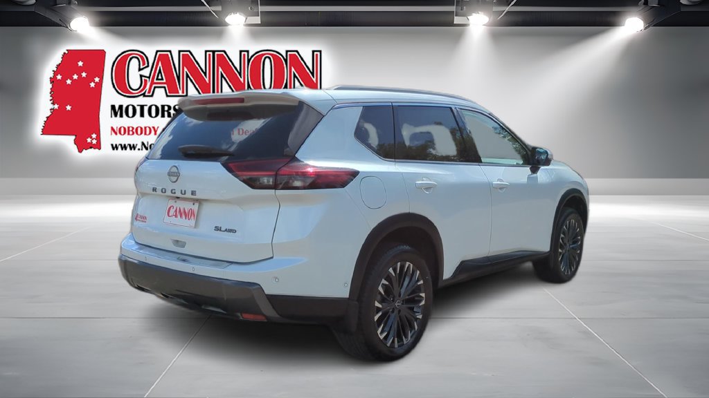 2025 Nissan Rogue SL - Photo 5