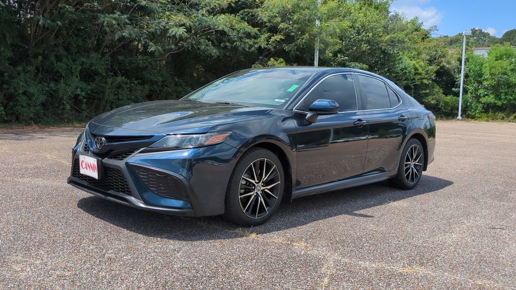 Used 2021 Toyota Camry SE Nightshade Sedan