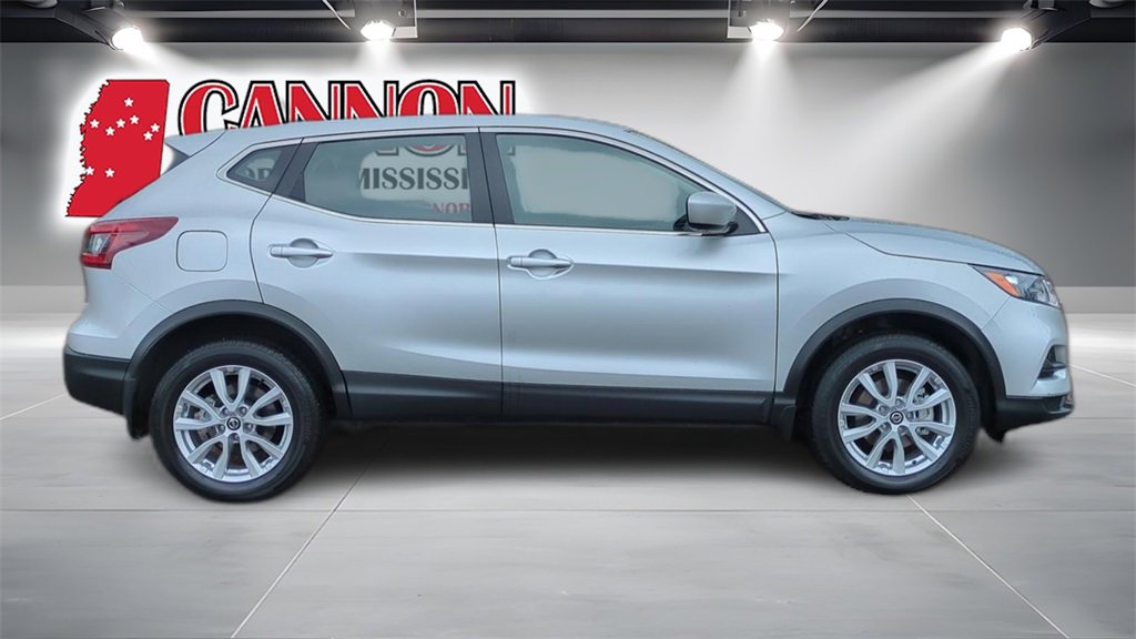 2021 Nissan Rogue Sport S photo 4