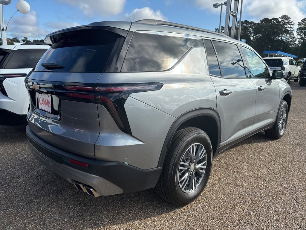 Certified 2025 Chevrolet Traverse LT SUV