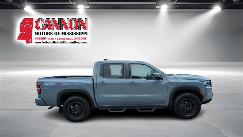 2024 Nissan Frontier PRO-4X photo 4
