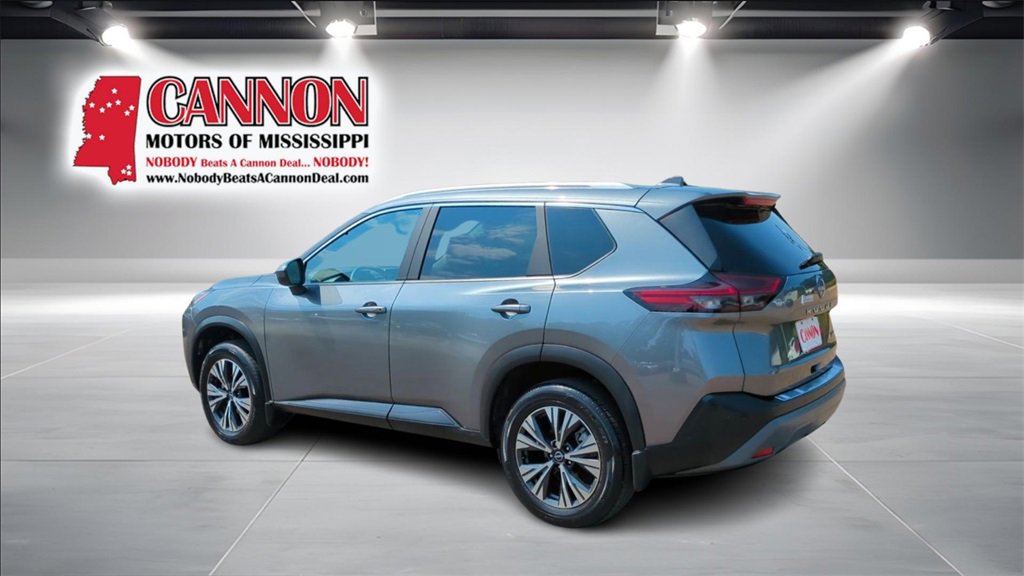 2023 Nissan Rogue SV photo 3