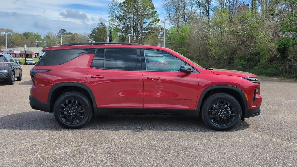 New 2026 Chevrolet Traverse LT SUV