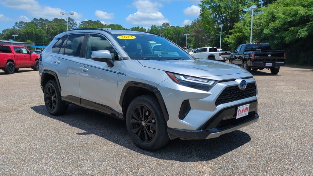 Used 2023 Toyota RAV4 Hybrid SE SUV