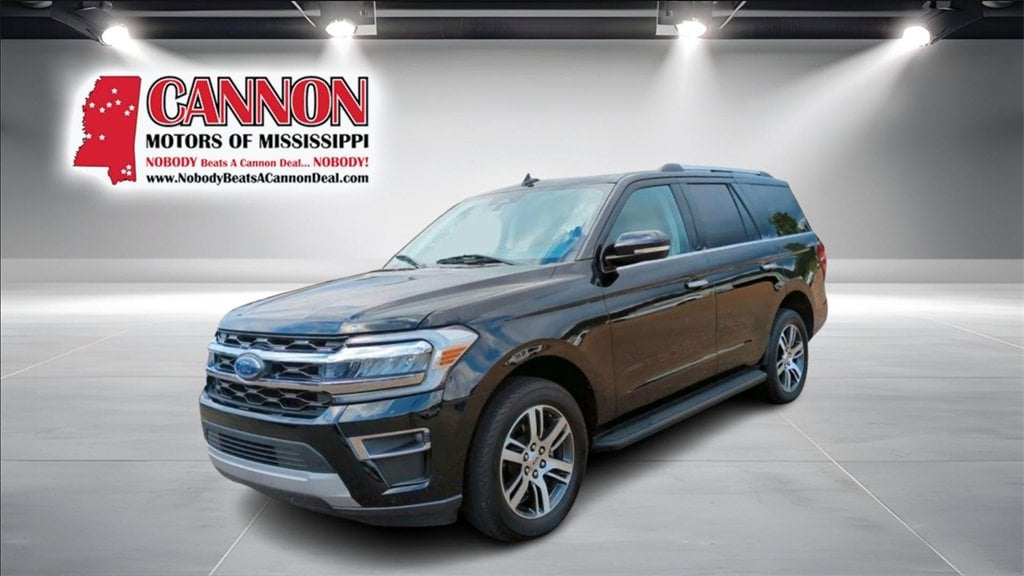 2024 Ford Expedition Limited's photo