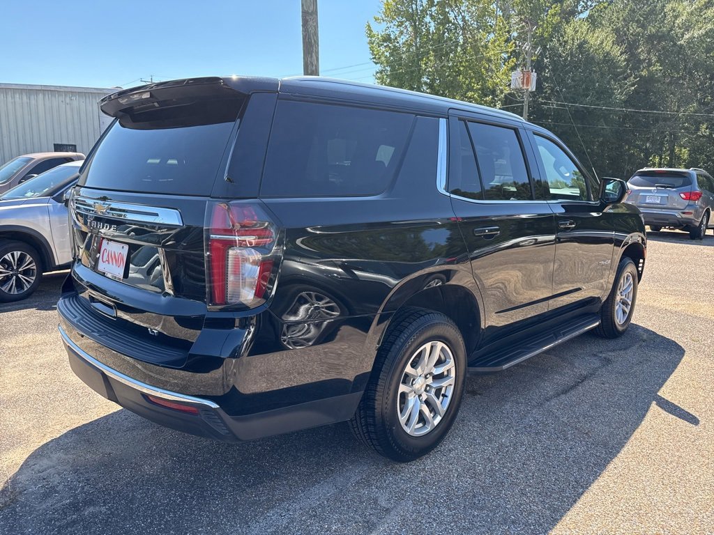 2023 Chevrolet Tahoe LT photo 2