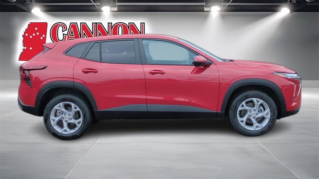 New 2026 Chevrolet Trax LS SUV