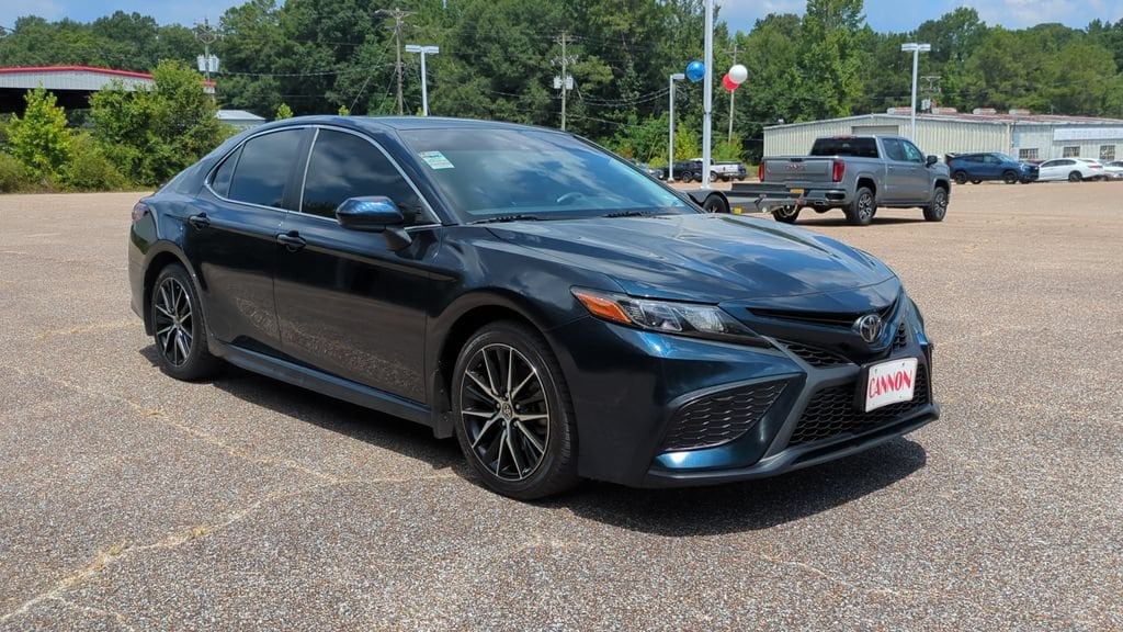 Used 2021 Toyota Camry SE Nightshade Sedan