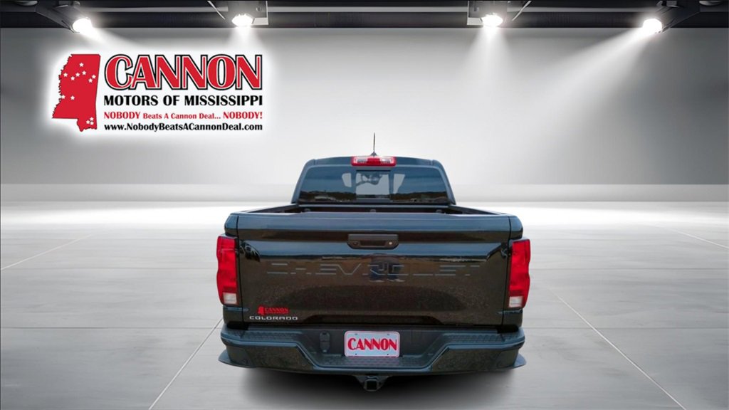 2025 Chevrolet Colorado Work Truck LT photo 4