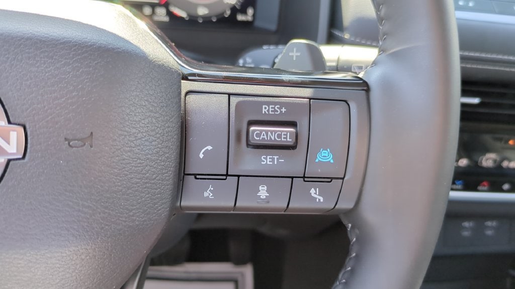 2025 Nissan Rogue SL - Photo 23