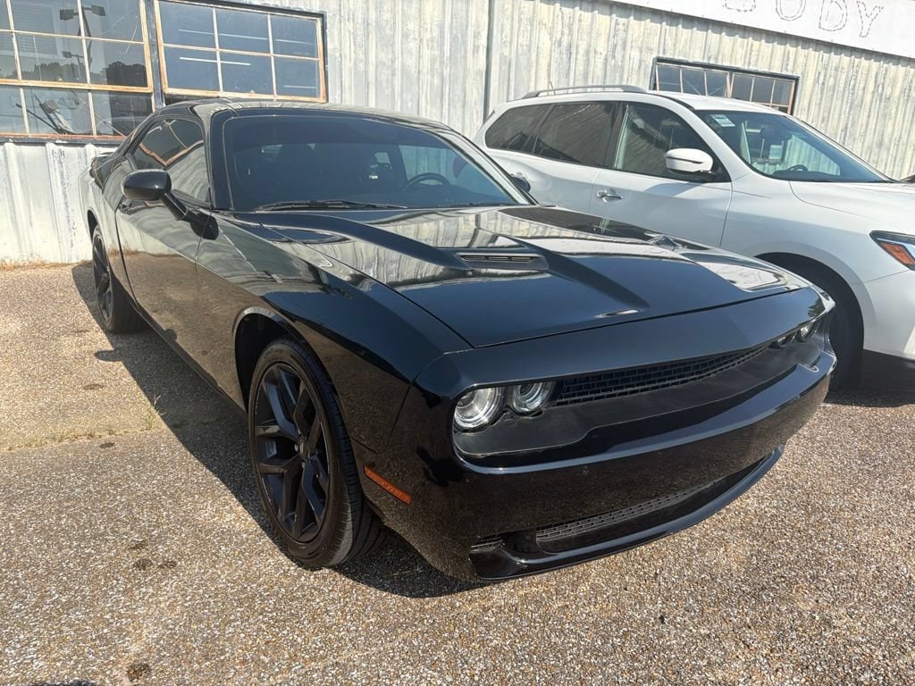 Used 2021 Dodge Challenger SXT Coupe