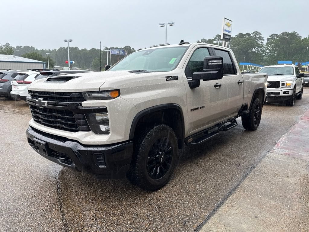 Used 2026 Chevrolet Silverado 2500 HD Custom Truck Crew Cab