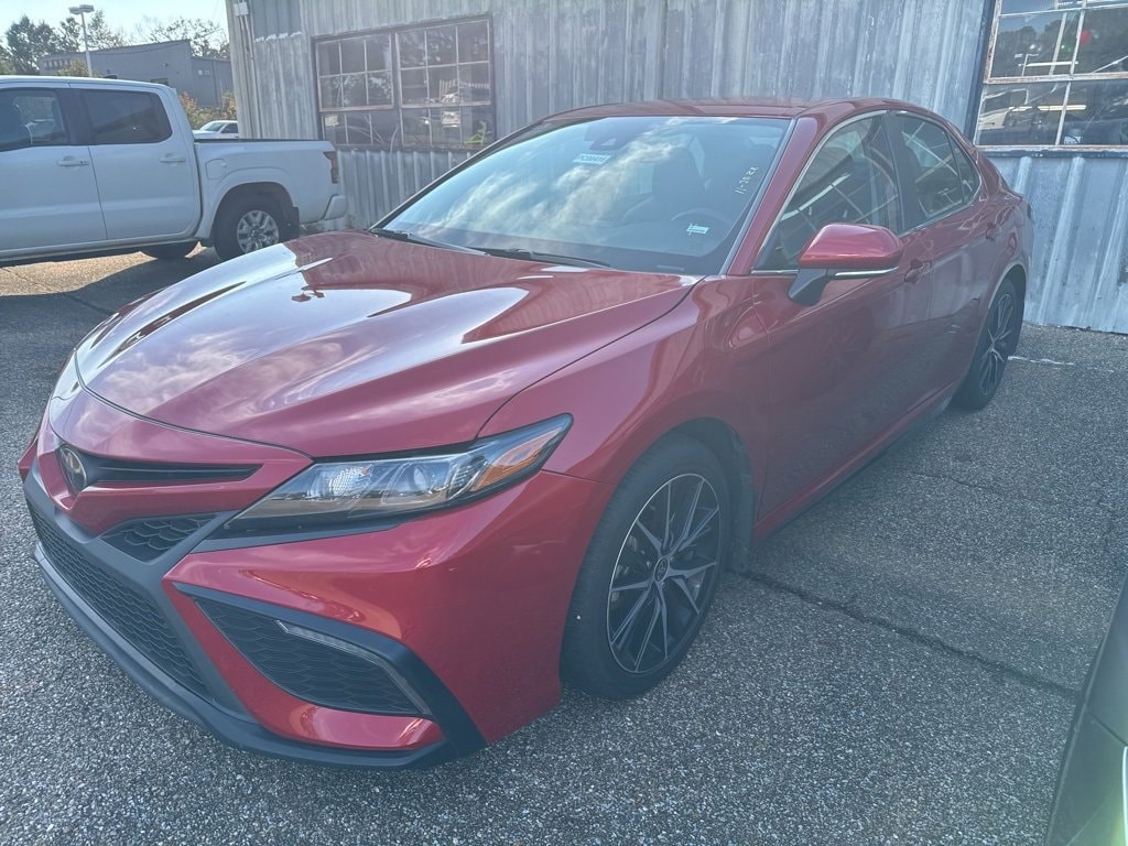 Used 2024 Toyota Camry SE Sedan
