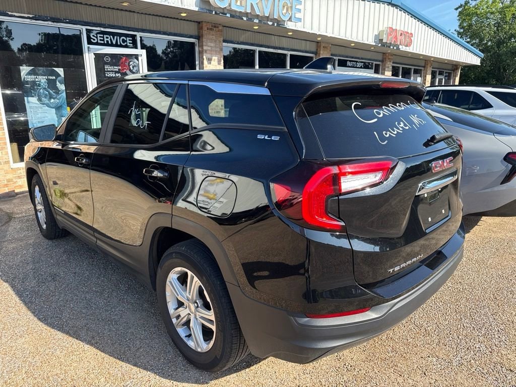 Used 2024 GMC Terrain SLE SUV