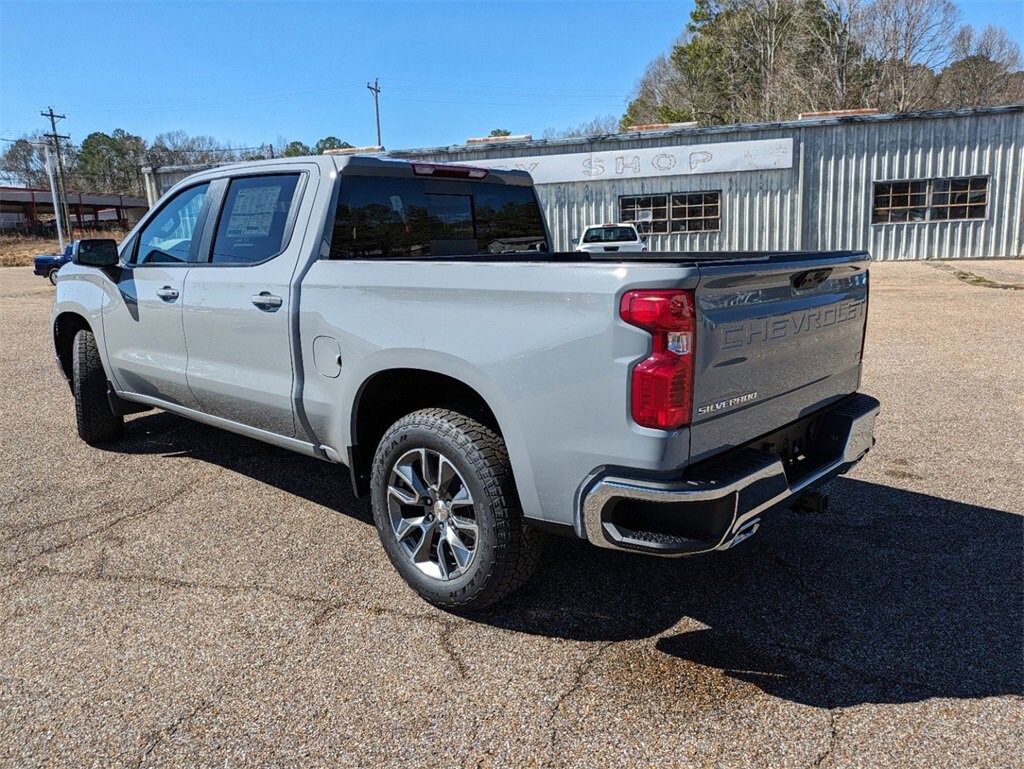 Used 2024 Chevrolet Silverado 1500 LT Truck Crew Cab