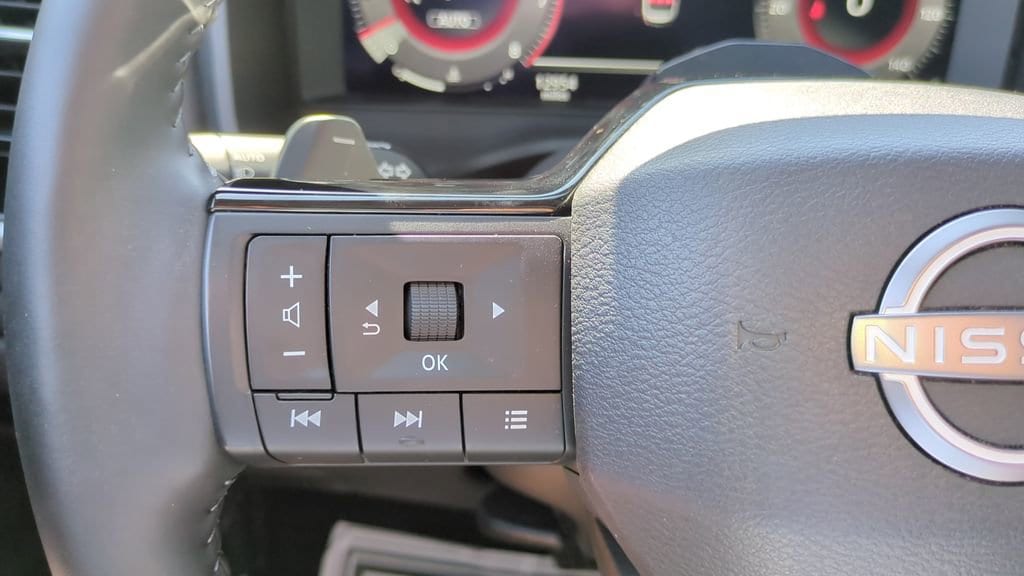 2025 Nissan Rogue SL - Photo 24