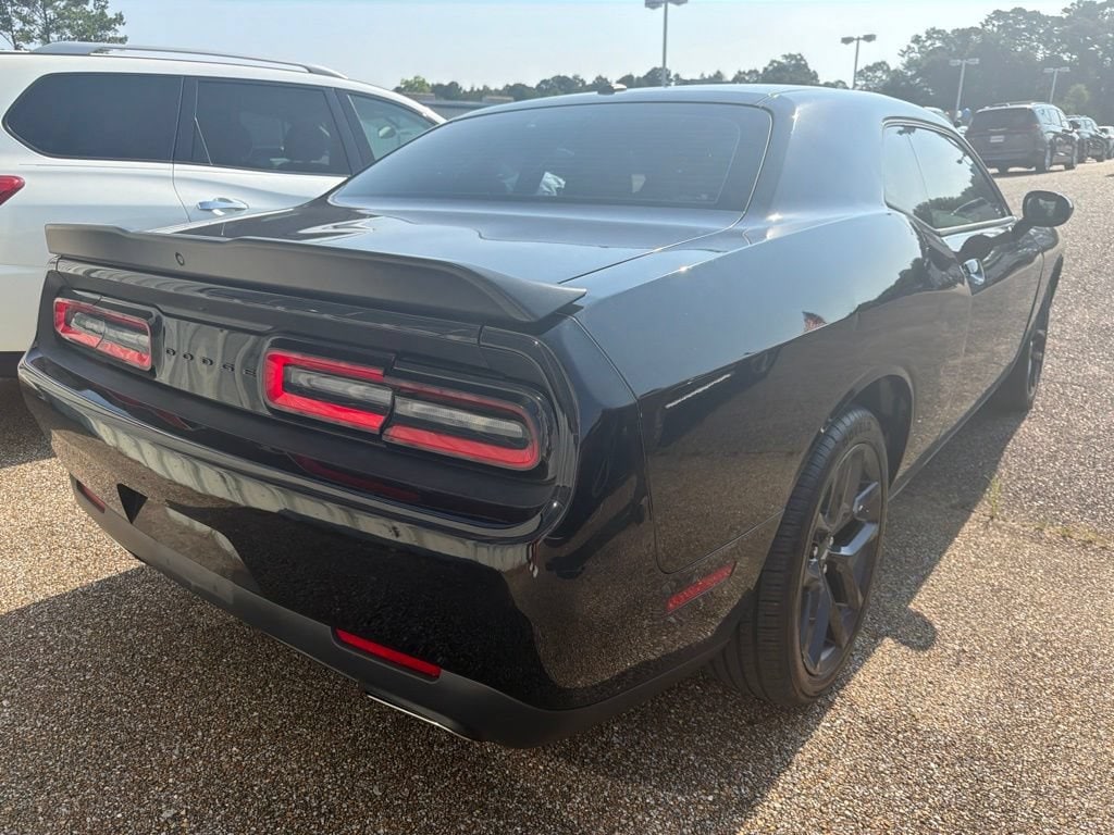 Used 2021 Dodge Challenger SXT Coupe