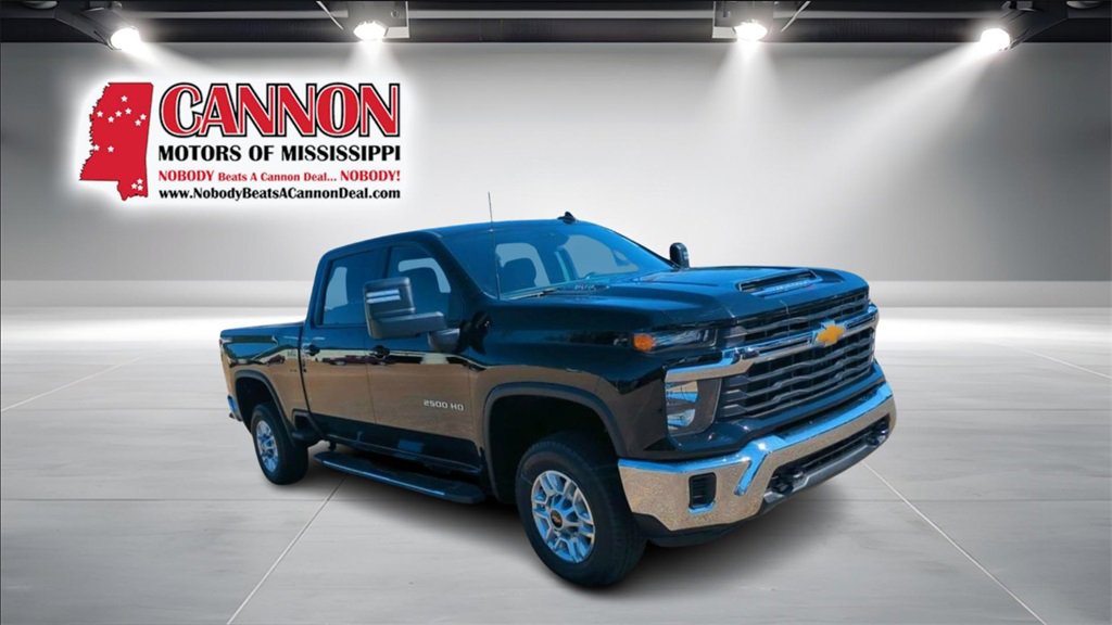 2024 Chevrolet Silverado 2500HD LT photo 3