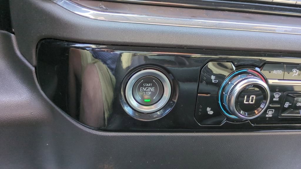 2024 GMC Sierra 1500 SLT - Photo 19