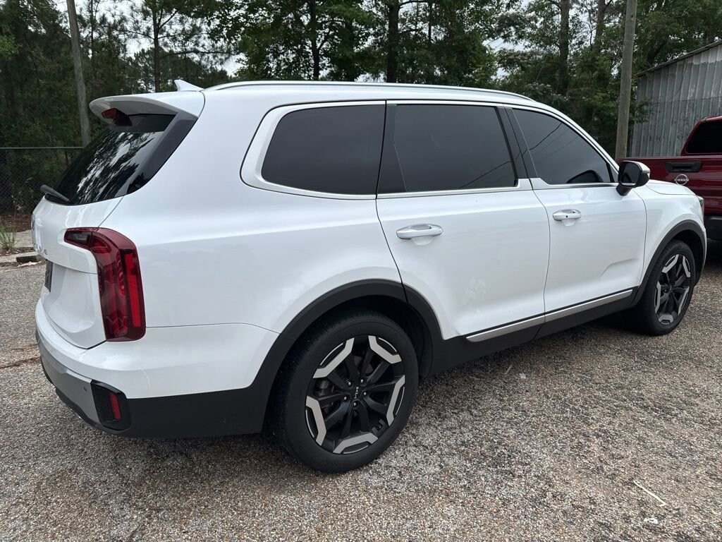 Used 2024 Kia Telluride S SUV