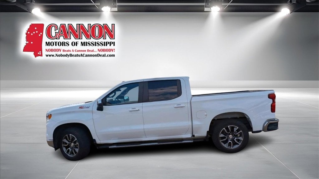 Certified 2024 Chevrolet Silverado 1500 LT with VIN 1GCUDDED1RZ119709 for sale in Laurel, MS