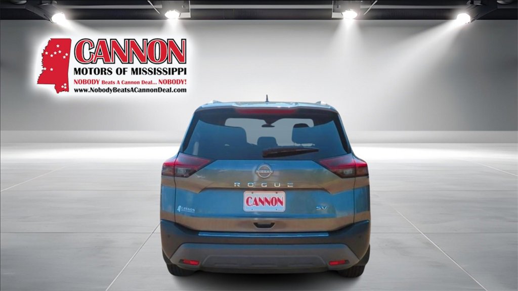 2023 Nissan Rogue SV photo 3