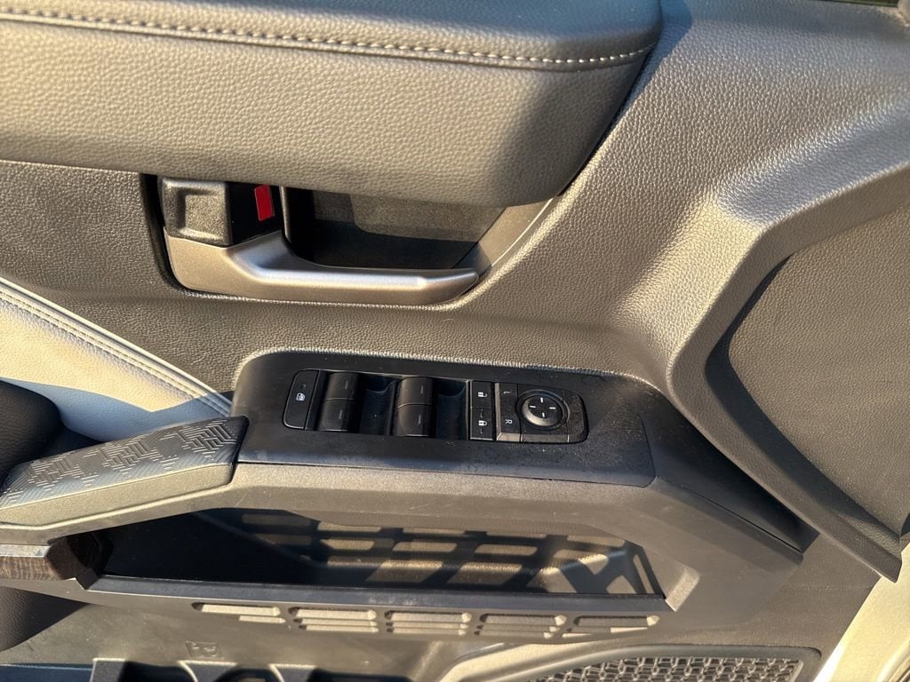 2024 Toyota Tacoma Limited - Photo 34