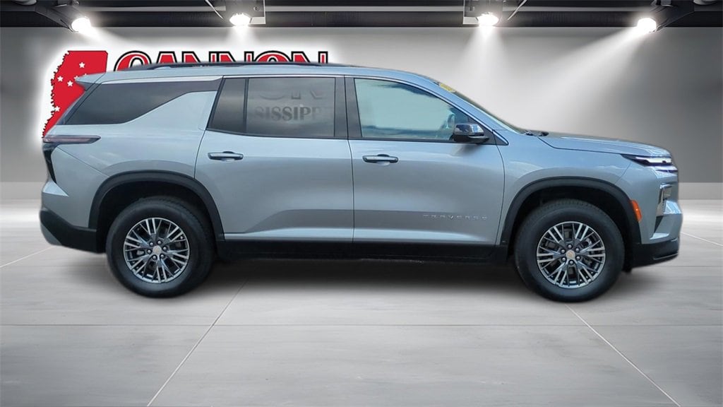 Certified 2025 Chevrolet Traverse LT SUV