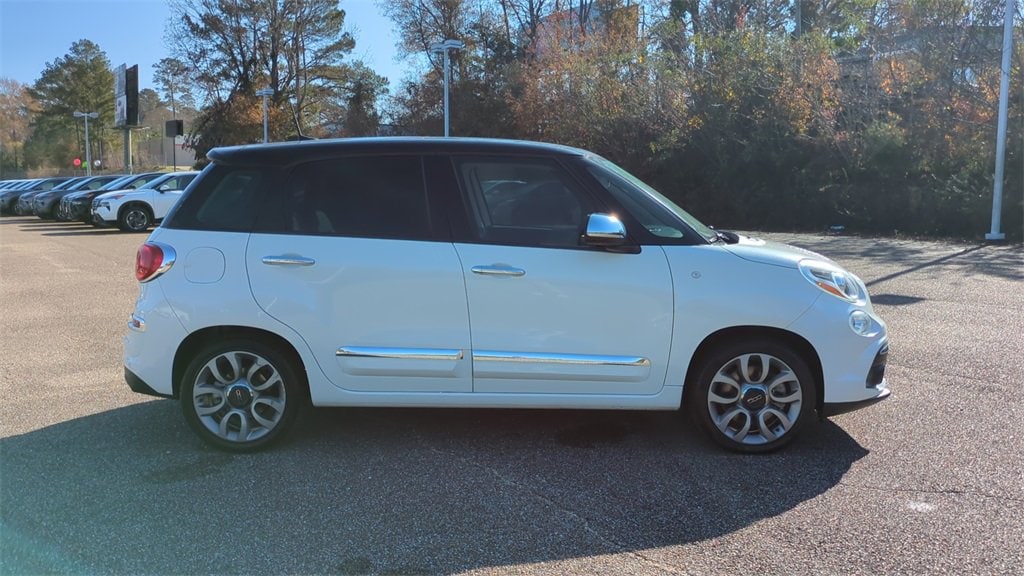 Used 2018 FIAT 500L Lounge Hatchback
