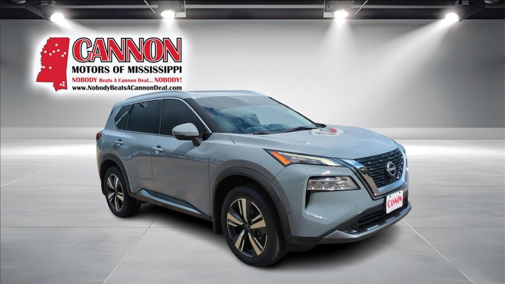 2023 Nissan Rogue SL photo 3