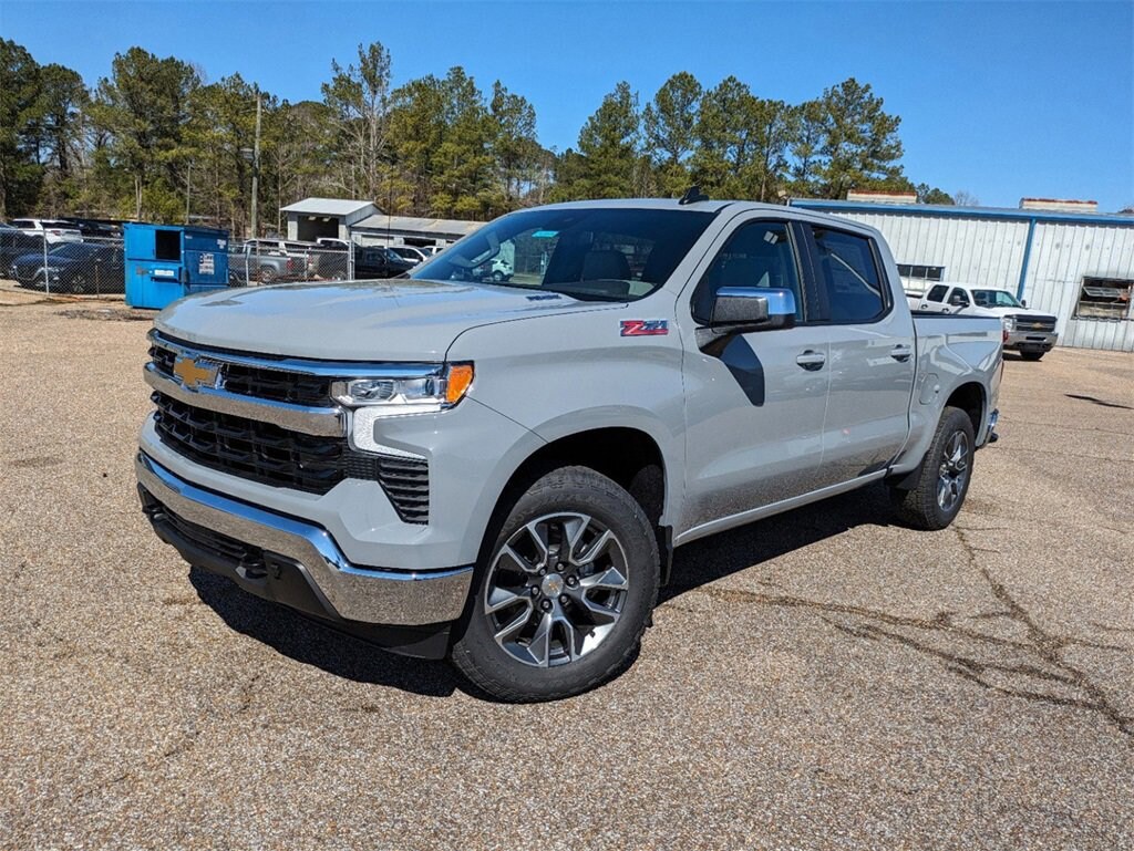 Used 2024 Chevrolet Silverado 1500 LT Truck Crew Cab