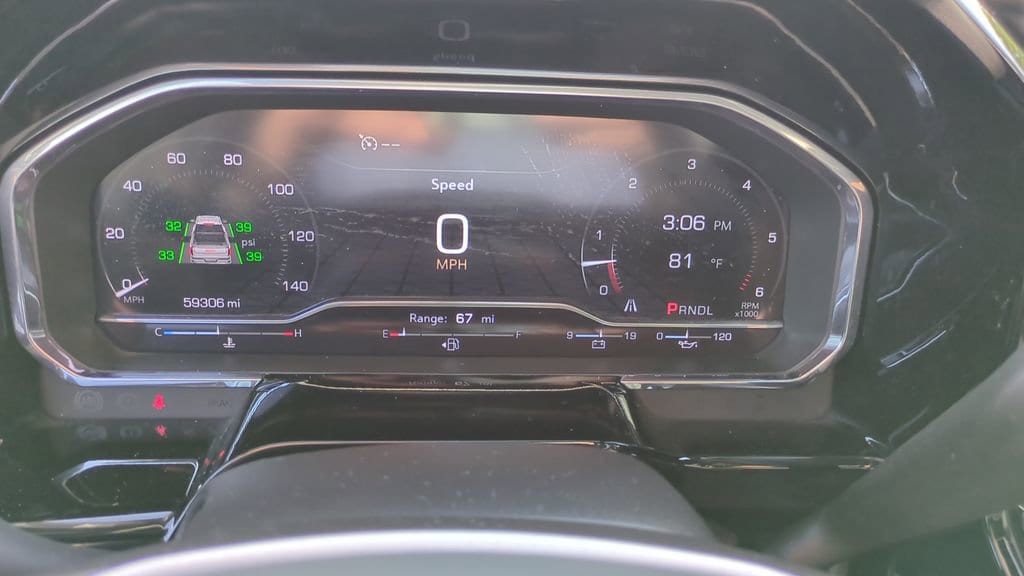 2024 GMC Sierra 1500 SLT - Photo 21