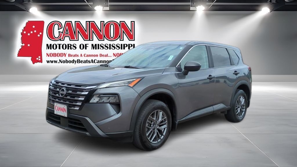 2025 Nissan Rogue S AWD's photo