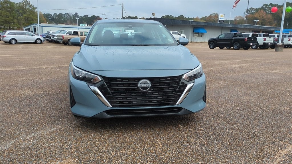 Used 2024 Nissan Sentra SV with VIN 3N1AB8CV1RY201156 for sale in Laurel, MS