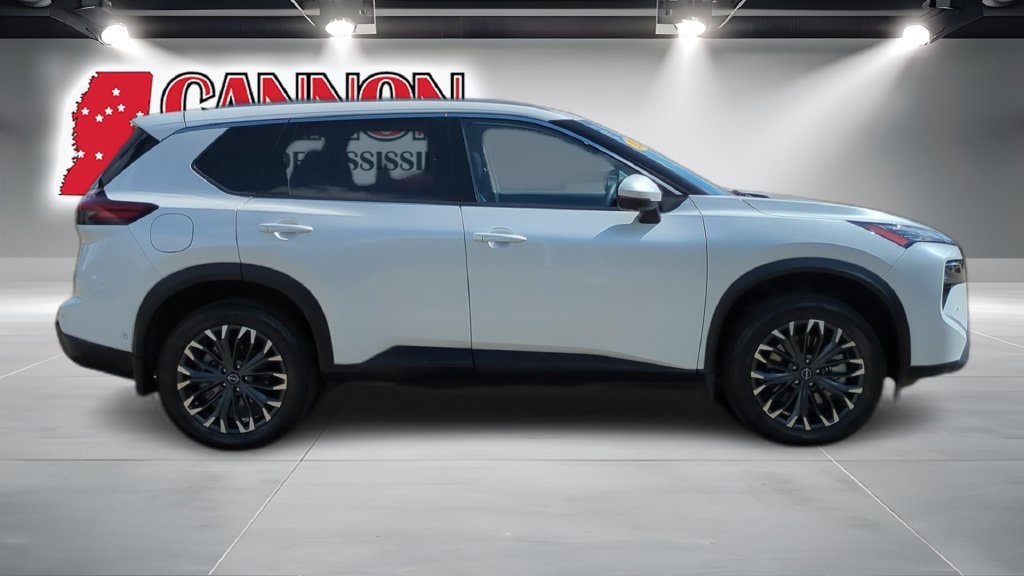 Used 2025 Nissan Rogue SL SUV