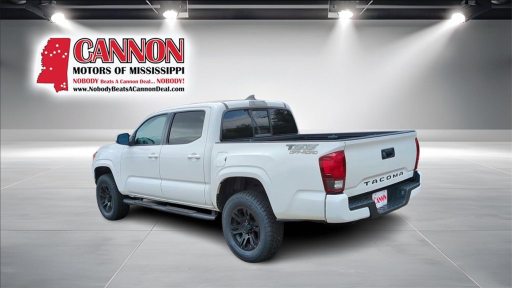 2022 Toyota Tacoma SR photo 3