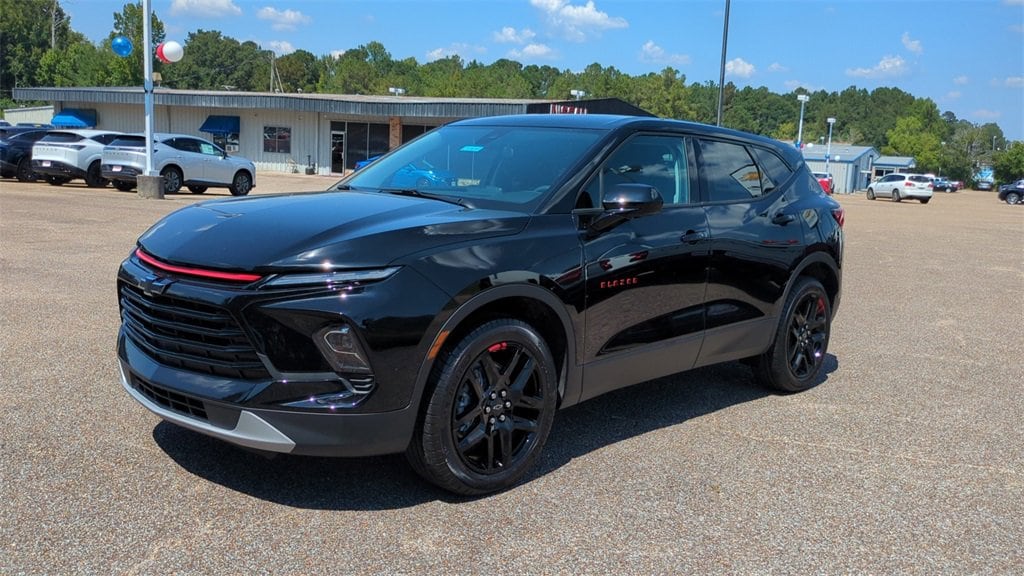 2025 Chevrolet Blazer 2LT's photo