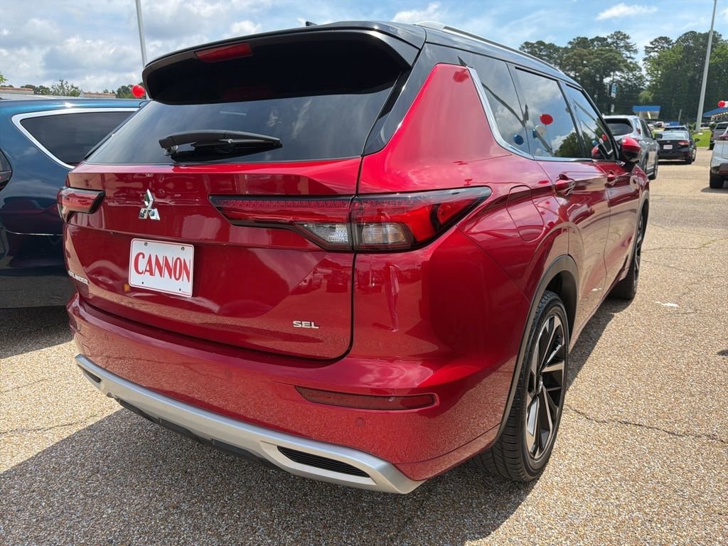Used 2024 Mitsubishi Outlander SEL SUV