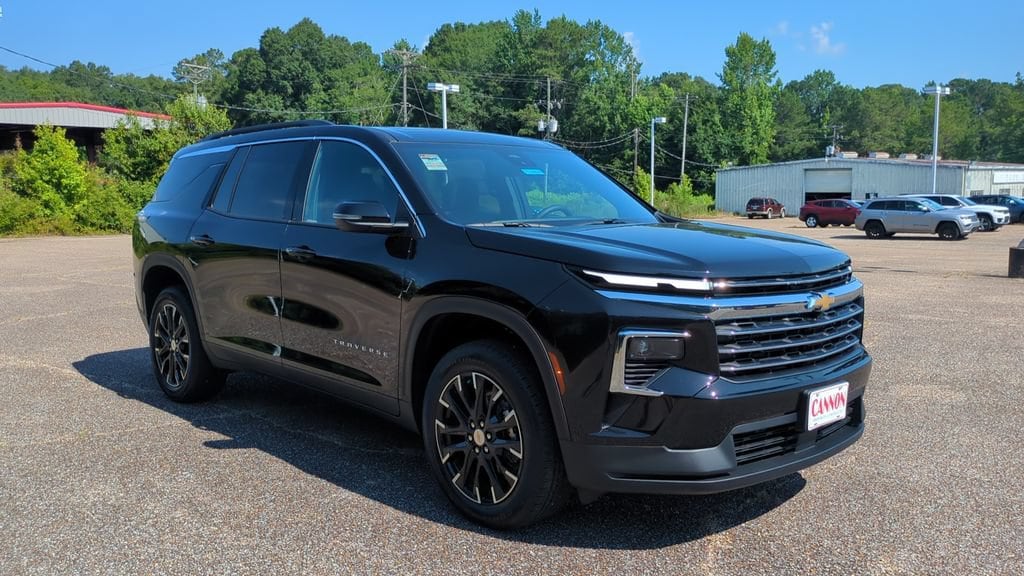 New 2026 Chevrolet Traverse LT SUV