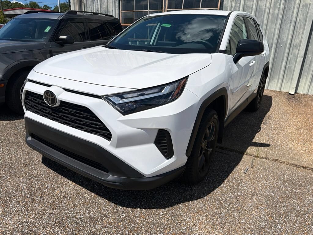 Used 2023 Toyota RAV4 LE SUV