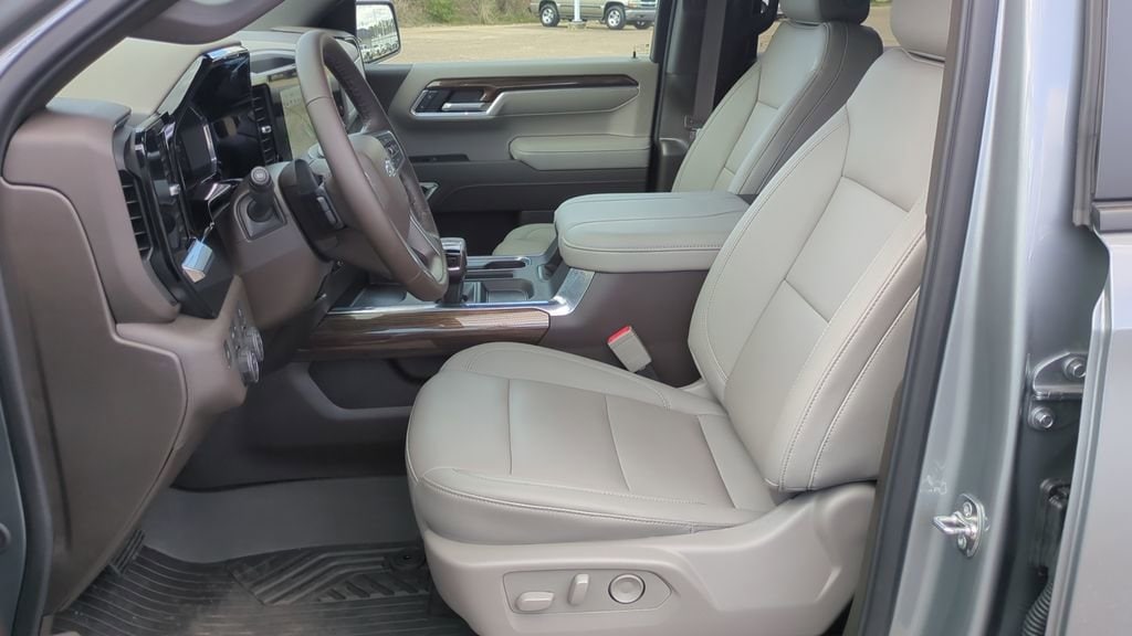 2026 Chevrolet Silverado 1500 RST - Photo 11