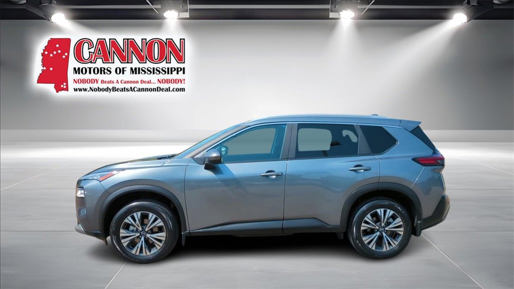 2023 Nissan Rogue SV photo 2