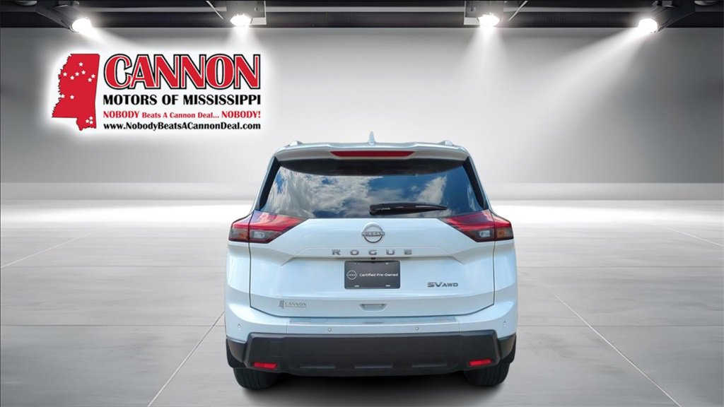 2024 Nissan Rogue SV photo 4