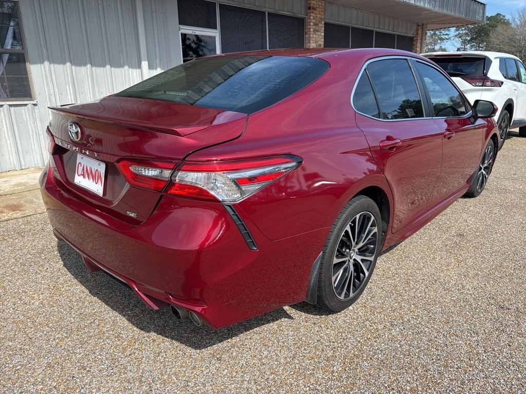 Used 2018 Toyota Camry LE Sedan